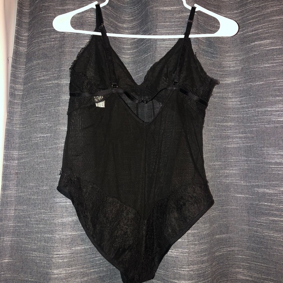 Maidenform unlined lace & mesh teddy - Picture 3 of 8